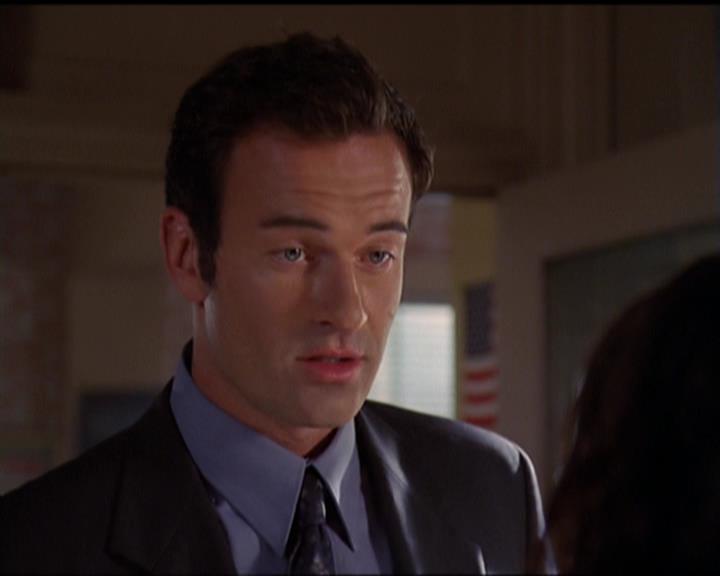 Charmed-Online_dot_net-5x03SirensSong2522.jpg