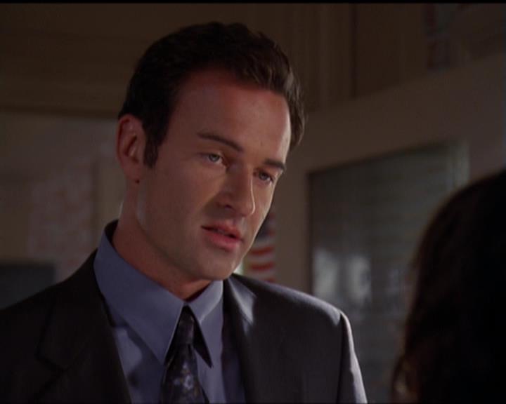 Charmed-Online_dot_net-5x03SirensSong2530.jpg
