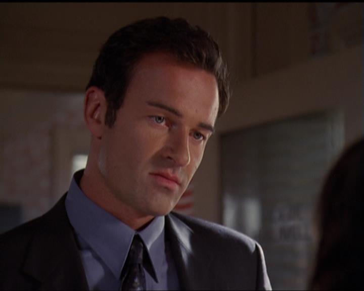 Charmed-Online_dot_net-5x03SirensSong2535.jpg