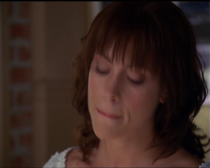 Charmed-Online_dot_net-5x03SirensSong2570.jpg