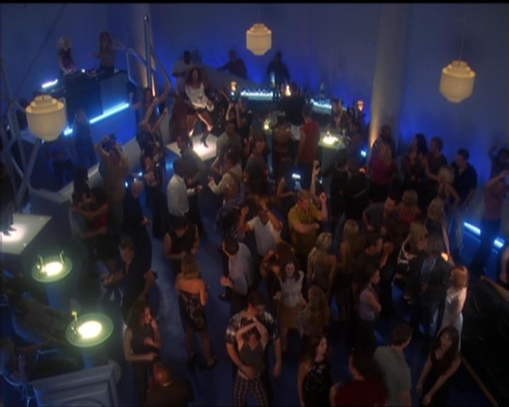 Charmed-Online-dot-net_5x05WitchesInTights0024.jpg