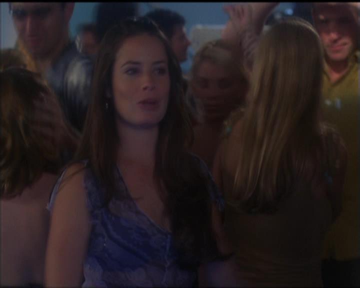 Charmed-Online-dot-net_5x05WitchesInTights0124.jpg