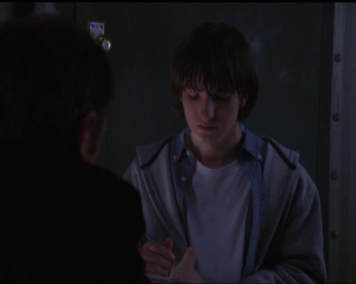 Charmed-Online-dot-net_5x05WitchesInTights0199.jpg