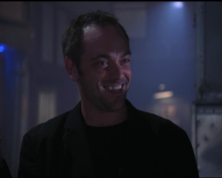 Charmed-Online-dot-net_5x05WitchesInTights0247.jpg