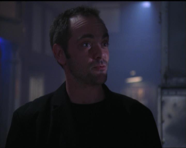 Charmed-Online-dot-net_5x05WitchesInTights0252.jpg