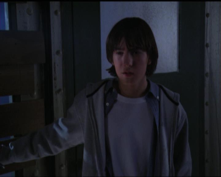 Charmed-Online-dot-net_5x05WitchesInTights0253.jpg