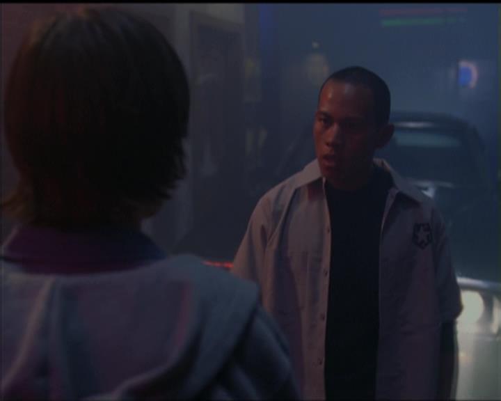 Charmed-Online-dot-net_5x05WitchesInTights0355.jpg