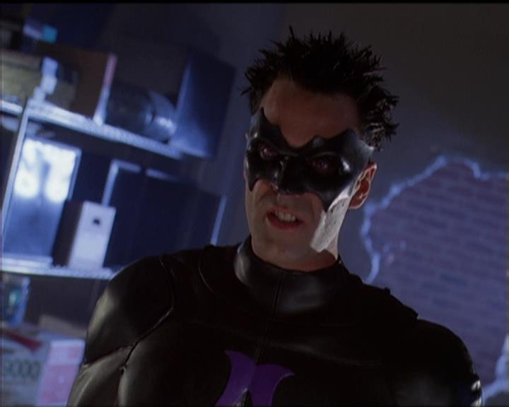 Charmed-Online-dot-net_5x05WitchesInTights0426.jpg
