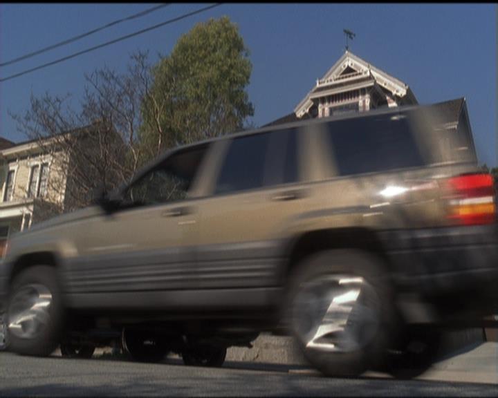 Charmed-Online-dot-net_5x05WitchesInTights0454.jpg