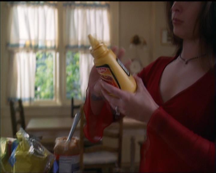 Charmed-Online-dot-net_5x05WitchesInTights0461.jpg
