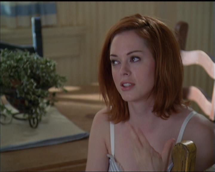 Charmed-Online-dot-net_5x05WitchesInTights0524.jpg