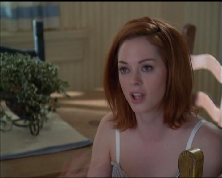 Charmed-Online-dot-net_5x05WitchesInTights0525.jpg