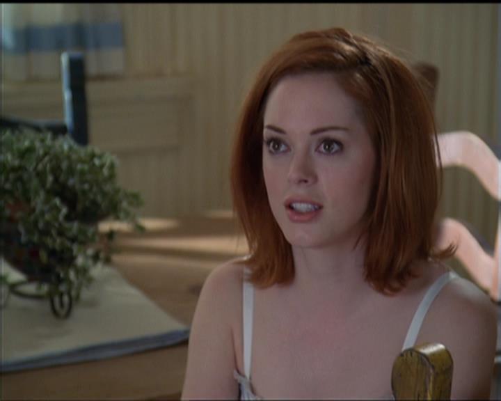 Charmed-Online-dot-net_5x05WitchesInTights0529.jpg