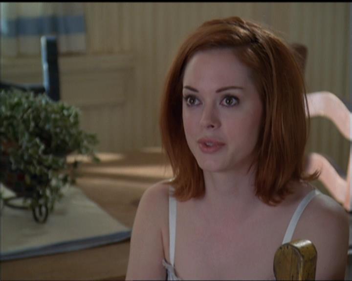 Charmed-Online-dot-net_5x05WitchesInTights0530.jpg