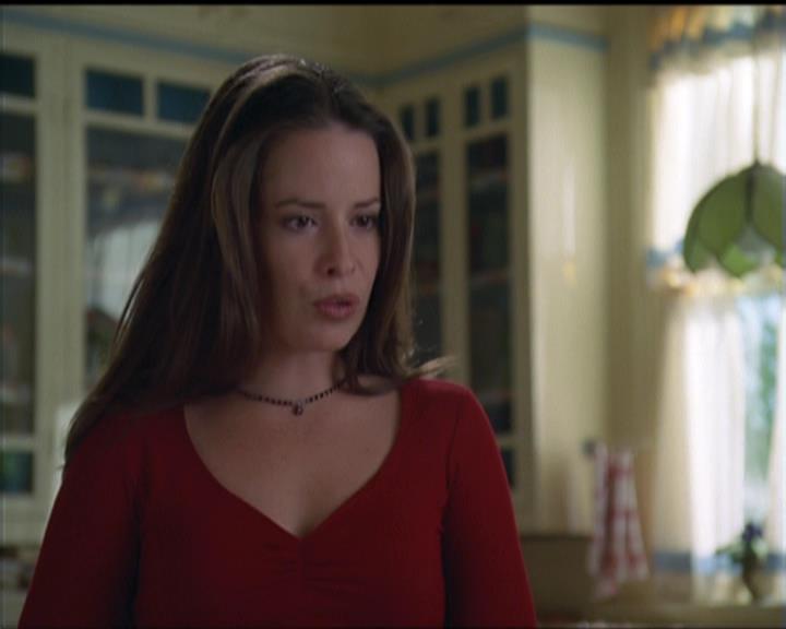 Charmed-Online-dot-net_5x05WitchesInTights0534.jpg