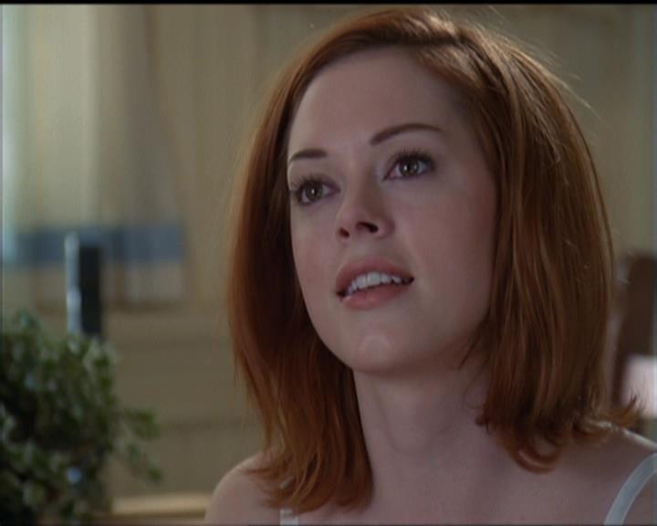 Charmed-Online-dot-net_5x05WitchesInTights0564.jpg