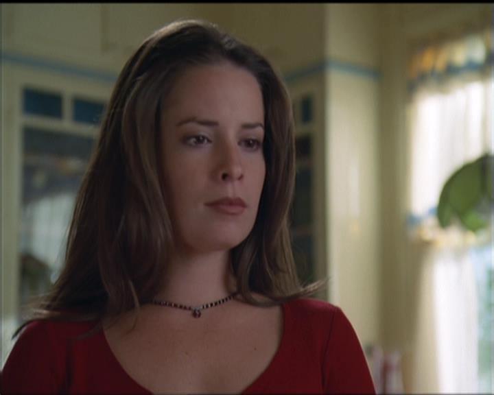 Charmed-Online-dot-net_5x05WitchesInTights0571.jpg