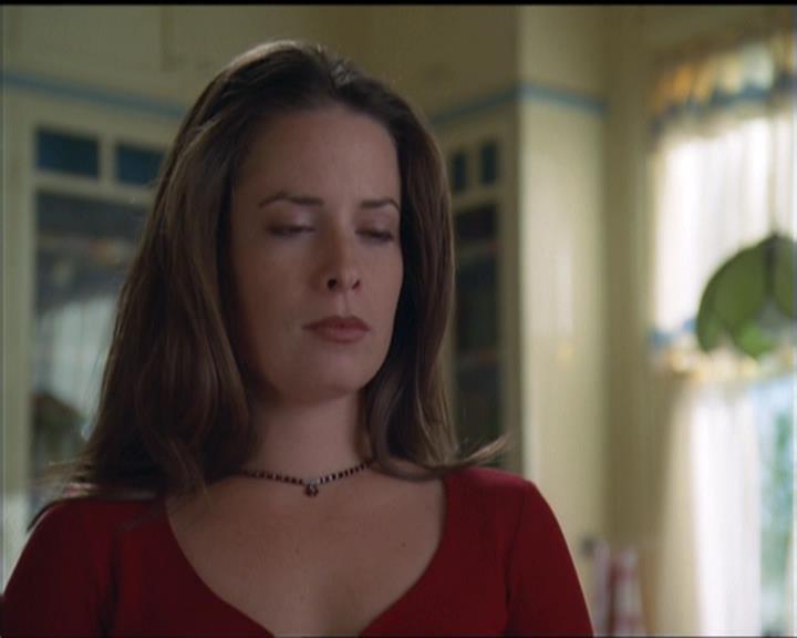 Charmed-Online-dot-net_5x05WitchesInTights0578.jpg