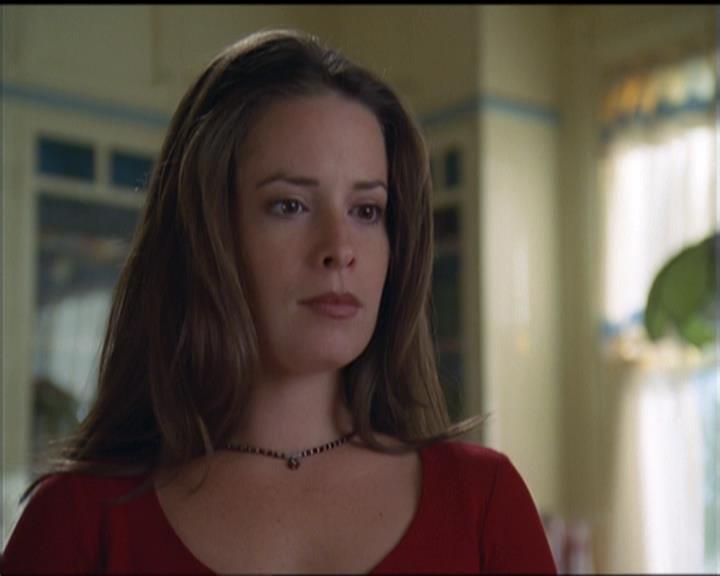 Charmed-Online-dot-net_5x05WitchesInTights0581.jpg