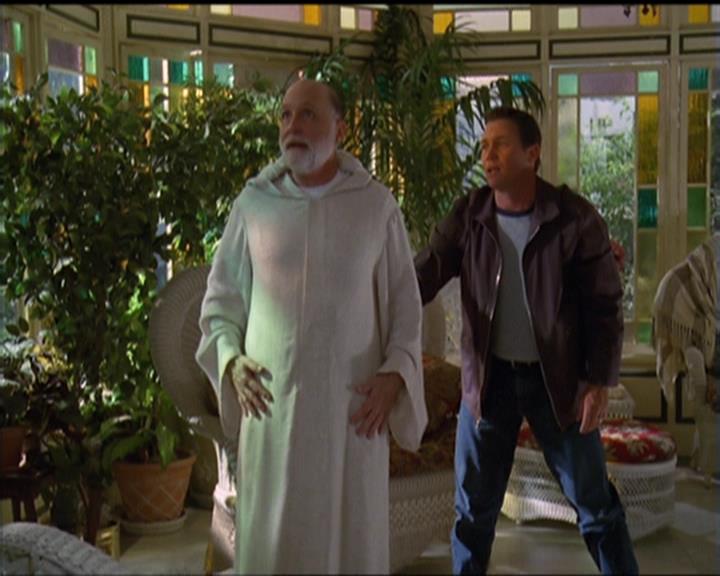 Charmed-Online-dot-net_5x05WitchesInTights0592.jpg