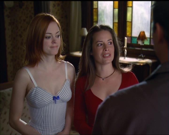 Charmed-Online-dot-net_5x05WitchesInTights0606.jpg