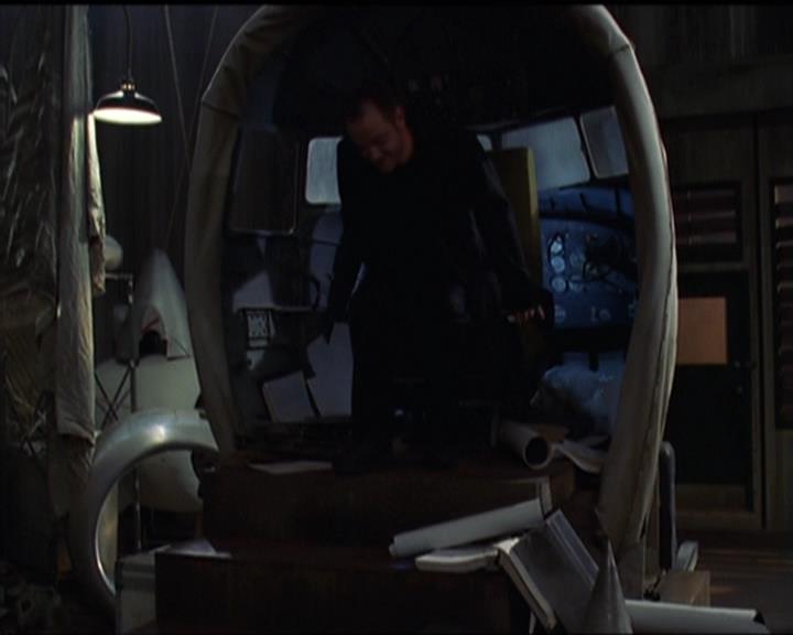 Charmed-Online-dot-net_5x05WitchesInTights0720.jpg