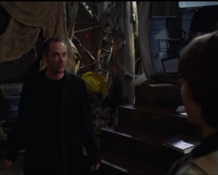 Charmed-Online-dot-net_5x05WitchesInTights0725.jpg