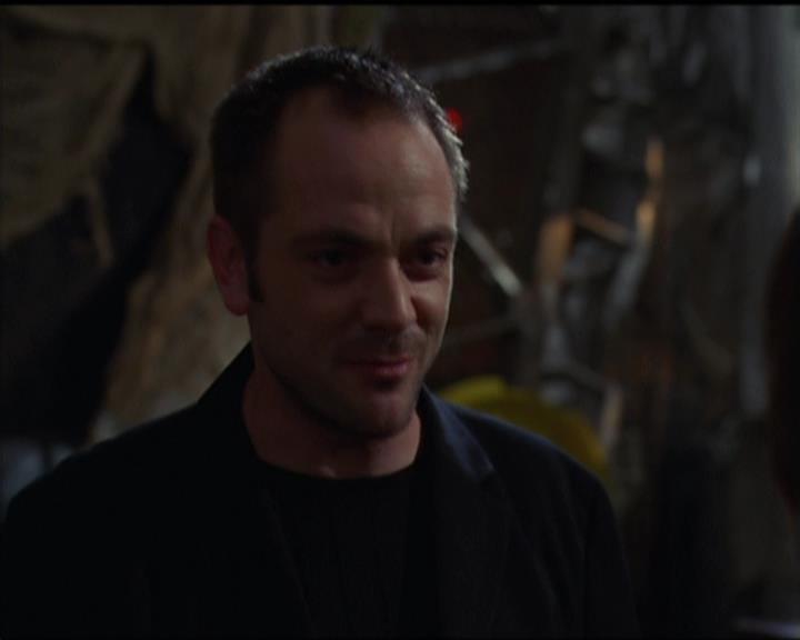 Charmed-Online-dot-net_5x05WitchesInTights0739.jpg