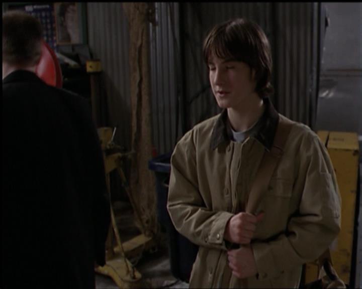Charmed-Online-dot-net_5x05WitchesInTights0750.jpg