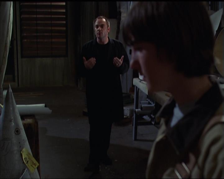 Charmed-Online-dot-net_5x05WitchesInTights0758.jpg