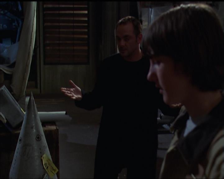 Charmed-Online-dot-net_5x05WitchesInTights0762.jpg