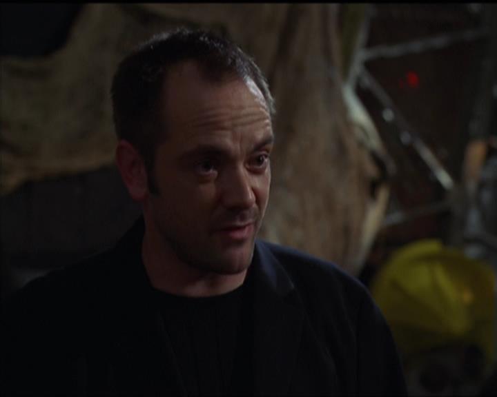 Charmed-Online-dot-net_5x05WitchesInTights0773.jpg