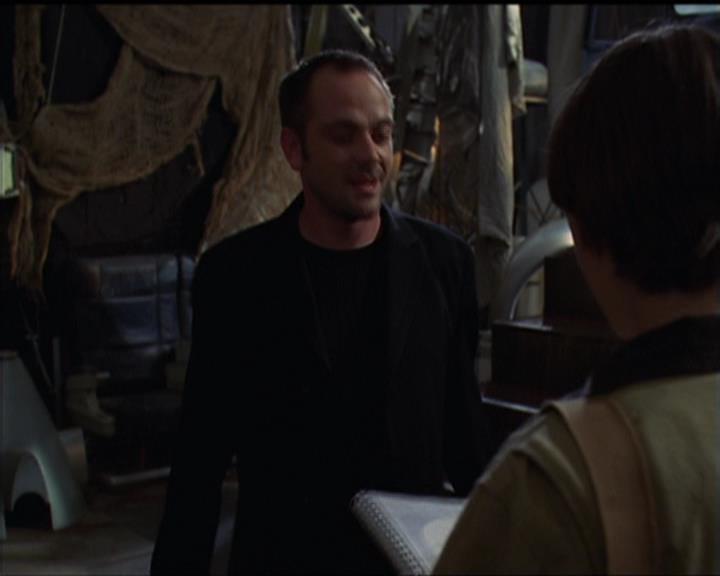 Charmed-Online-dot-net_5x05WitchesInTights0783.jpg