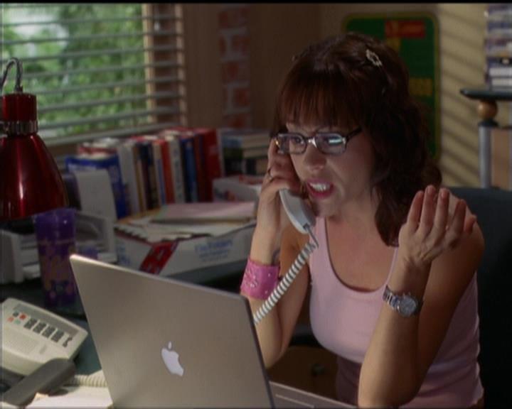 Charmed-Online-dot-net_5x05WitchesInTights0838.jpg