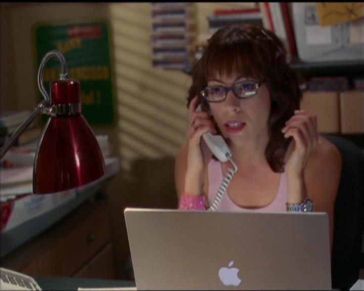 Charmed-Online-dot-net_5x05WitchesInTights0854.jpg