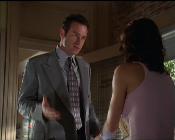 Charmed-Online-dot-net_5x05WitchesInTights0871.jpg