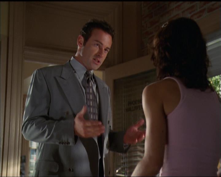 Charmed-Online-dot-net_5x05WitchesInTights0872.jpg
