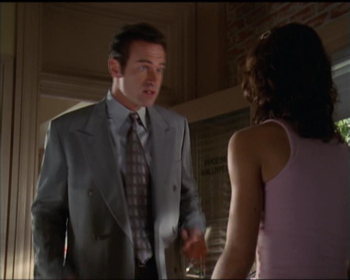 Charmed-Online-dot-net_5x05WitchesInTights0873.jpg