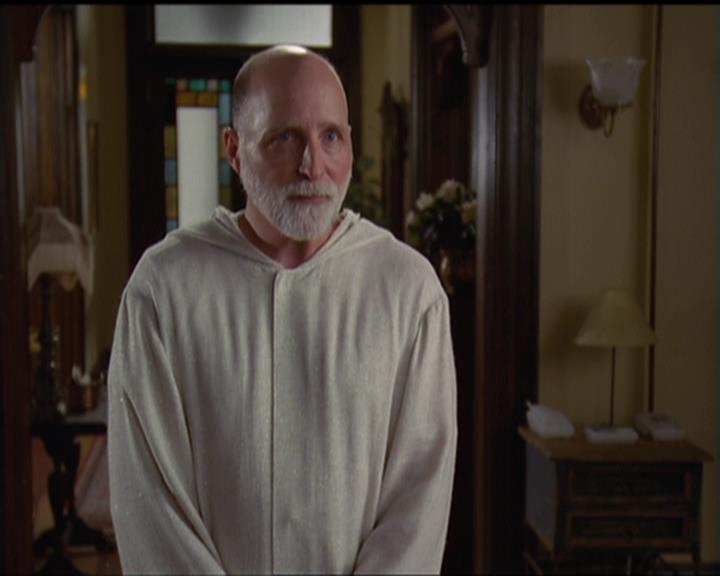 Charmed-Online-dot-net_5x05WitchesInTights1063.jpg
