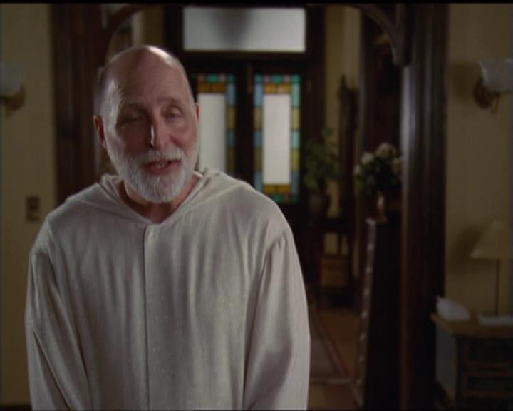 Charmed-Online-dot-net_5x05WitchesInTights1077.jpg