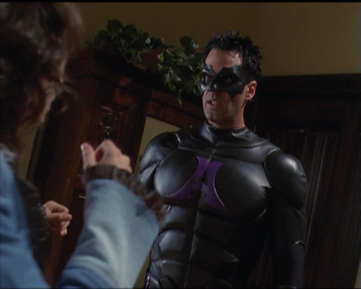 Charmed-Online-dot-net_5x05WitchesInTights1128.jpg