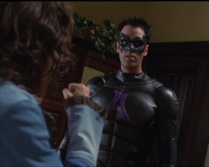 Charmed-Online-dot-net_5x05WitchesInTights1129.jpg