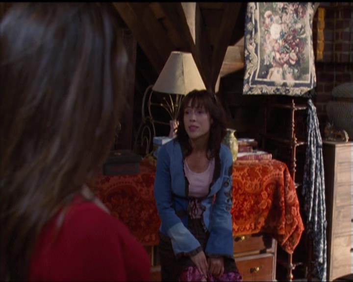 Charmed-Online-dot-net_5x05WitchesInTights1181.jpg