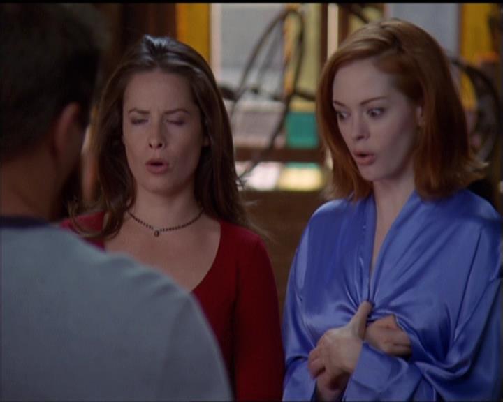 Charmed-Online-dot-net_5x05WitchesInTights1195.jpg