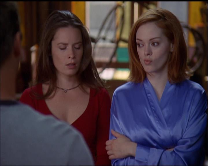 Charmed-Online-dot-net_5x05WitchesInTights1230.jpg Charmed-Online-dot-net_5x05WitchesInTights1230.jpg