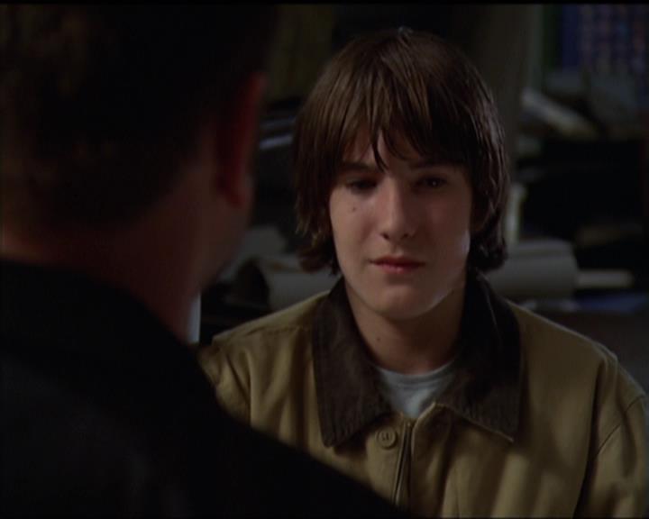 Charmed-Online-dot-net_5x05WitchesInTights1275.jpg