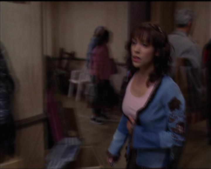 Charmed-Online-dot-net_5x05WitchesInTights1309.jpg