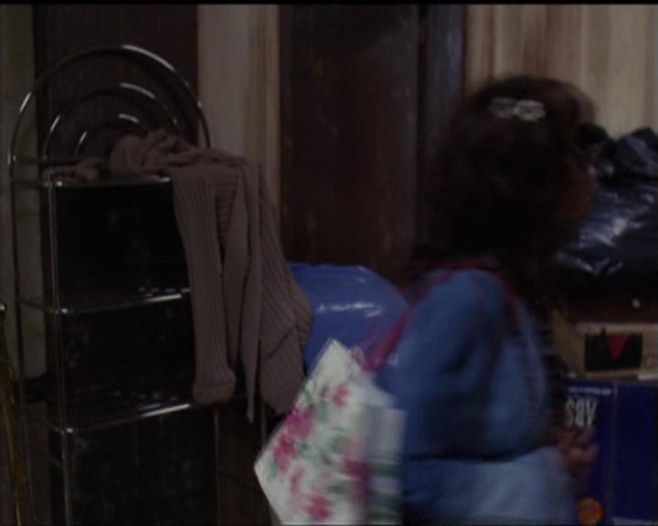 Charmed-Online-dot-net_5x05WitchesInTights1321.jpg
