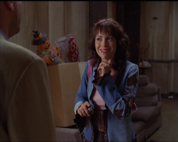 Charmed-Online-dot-net_5x05WitchesInTights1339.jpg