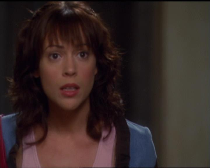 Charmed-Online-dot-net_5x05WitchesInTights1351.jpg